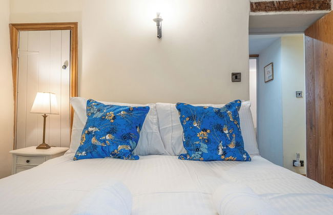 Eilmers Cottage Lovely 4BD in Malmesbury - Photo 27