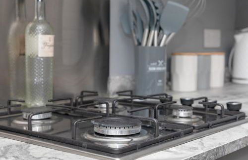 York Family Luxury Cabin with hot tub - Photo 24