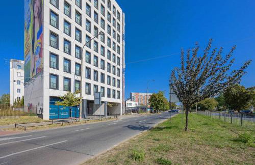 Spacious Studios Zamoyskiego Near PGE with Parking by Noclegi Renters - Foto 21