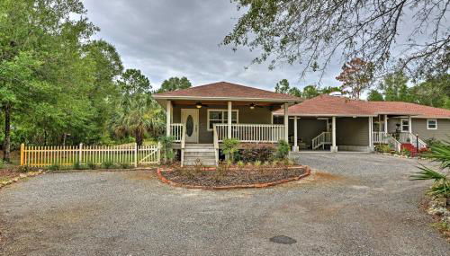Crystal River Cottage on 1 Acre with Deck and Porch! - Foto 2