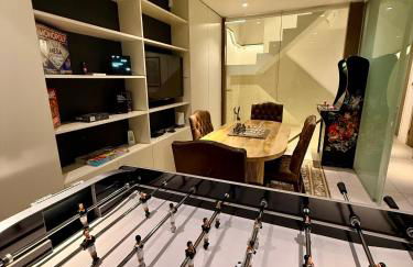 Central London Designer Home w Game Room and AC - Foto 5