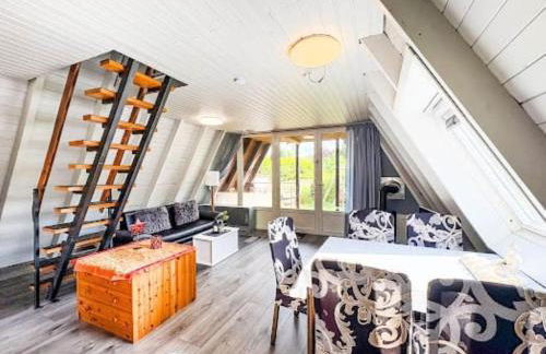 Ivory- Nurdachhaus direkt im Wald, Haustier- und Familienfreundlich - Foto 1