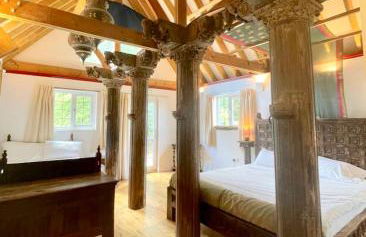 The Mill House on the Brooks South Downs West Sussex Sleeps 15 - Foto 11