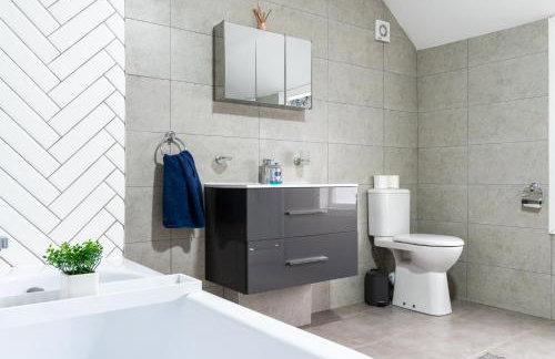 Airfield Manor - Photo 4