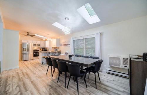 Catskills Lakefront with Hot Tub, Sauna and Theater - Foto 40