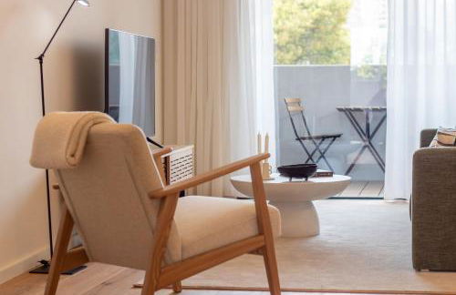 Gaia Elegant Apartment with Patio by LovelyStay - Foto 14