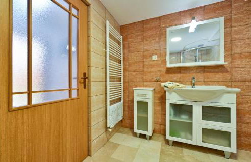 Awesome Home In Donja Pacetina - Foto 50