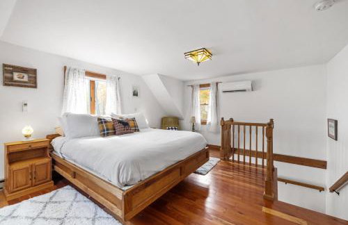 Secluded Cottage with hot tub, fire pit, and views - Foto 33