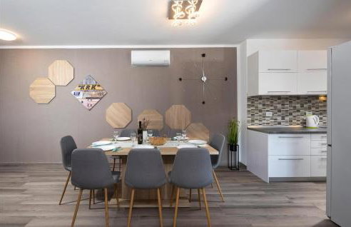 3 Bedroom Nice Home In Kapovci - Foto 23