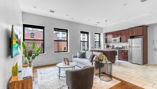 20 MIN to Manhattan! 2BR Luxurious Comfy & Spotless - Foto 1