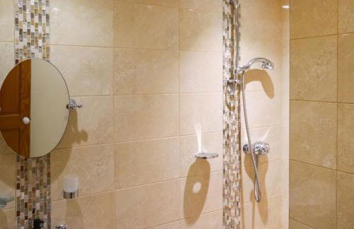 The Cottage - Photo 9