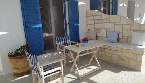 Themonia Studios Kimolos - Foto 3