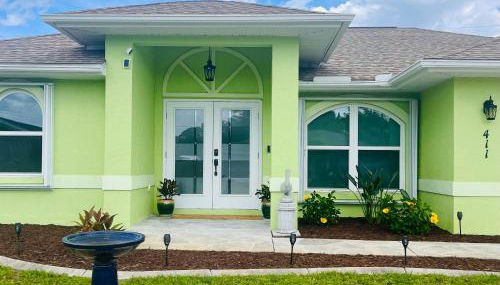 Beautiful Modern House with Private Saltwater pool - Foto 3