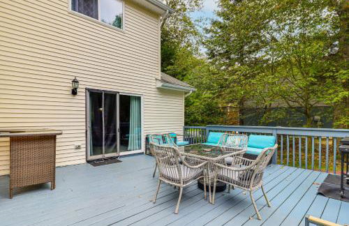 Fire Pit and Hot Tub Peaceful Poconos Farms Getaway - Foto 27