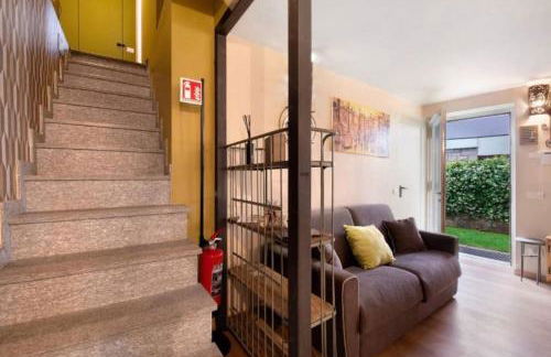 Aloha Lake Apartments - Foto 8