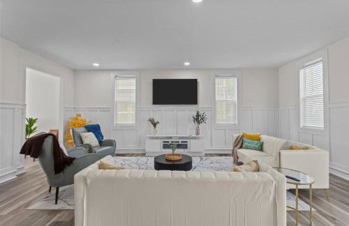 Brand New 4BR Near Downtown and Lucas Oil Stadium - Photo 69