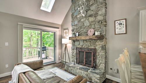 Wintergreen Resort Home with 2 Decks and Ski Access! - Foto 4