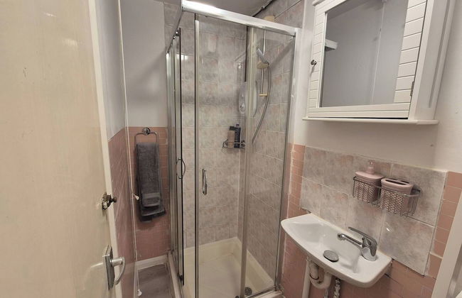 Our Apartment is a Home Away From Home Choice, Tastefully Furnished for Comfort - Foto 8