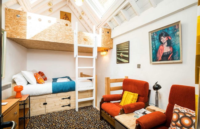 Cute House IN Soho - Full AC, Quiet and Unique - Photo 5