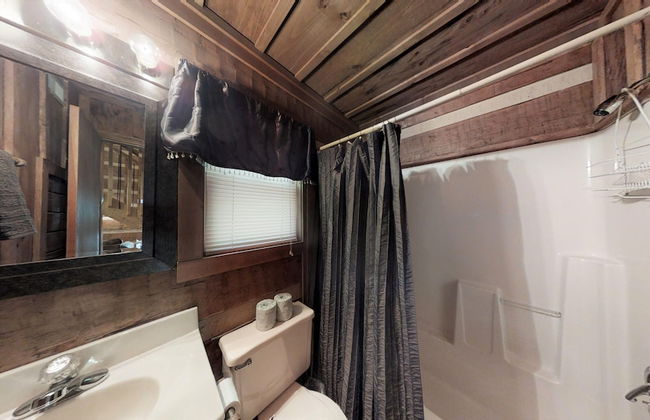 A Love Shack 1 Bedroom Cabin by RedAwning - Foto 8