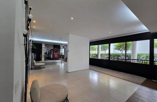 Apartamento aconchegante com piscina e jacuzzi - Foto 36