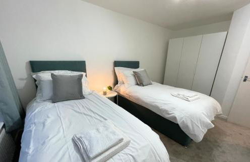 Contemporary-styled 3-Bed House - Foto 17