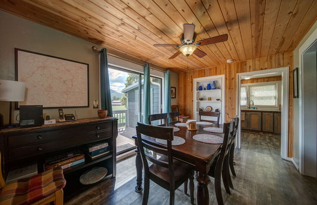 Moonshiner's Cabin Minutes From Two Wheels! - Foto 11