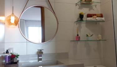 Apê estilo Resort c/ pé na areia e vista mar, próximo ao Beto Carrero - Foto 5