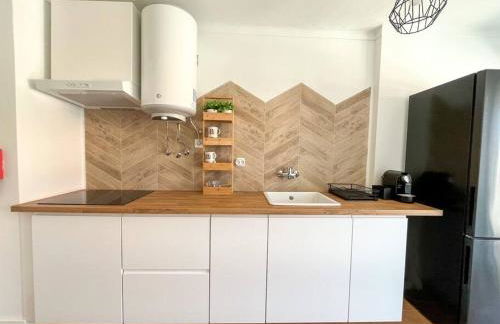 Esplanada-Zona Central-Perto Praias-Estacionamento Gratuito - Foto 7