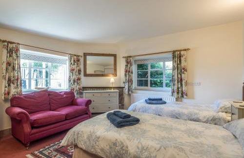 The Old Schoolhouse and Cottage - Foto 28