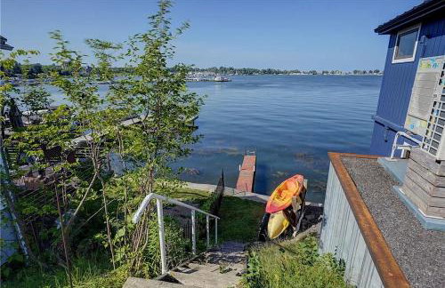 Cute Cottage Overlooking Sodus Bay- Direct Water Access - Foto 8