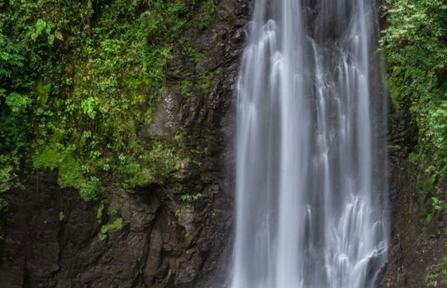 Trekking a El Tigre Waterfalls - Foto 1