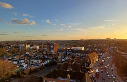 Luxury Apartment With Stunning Views on 10th floor - Foto 18