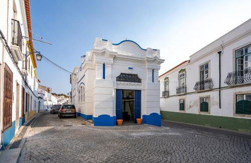 Host Wise - Elegant Loft with Historic Charm & Terrace - Foto 34