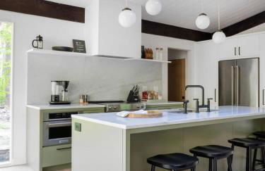 Private Cabin by River with Fireplace - Foto 11