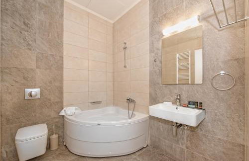 SUNRISE Spacious Apartment With 3 Bedrooms & 3 Bathrooms -Near to Chania - Foto 16