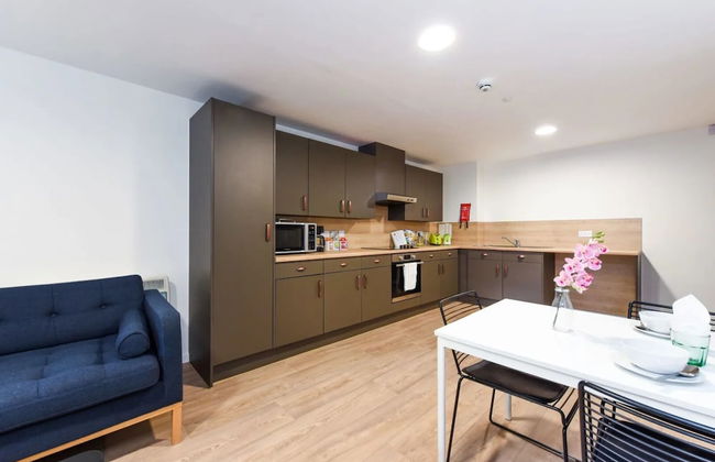 Student Only The Towpath - Photo 14