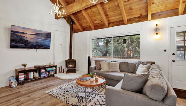 Large Bear Lodge by Big Bear Vacations - Foto 2, Imagem principal