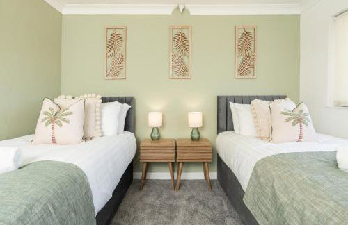 3-Bedroom Cosy Stunning Central Home, Sleeps 8 with Parking and Private Garden - LONG TERM STAY SPRING SPECIAL OFFER AVAILABLE! - by Blue Puffin Stays - Foto 29