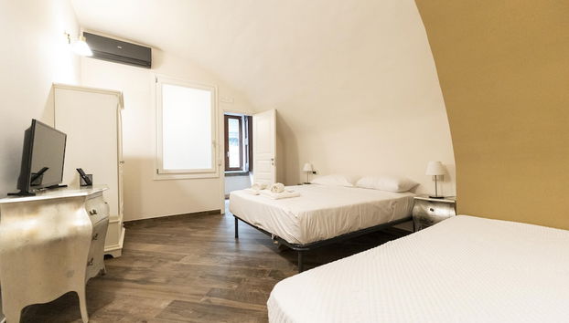 Via Carlo De Cesare 56 - Camera 2 - Foto 3, Habitación