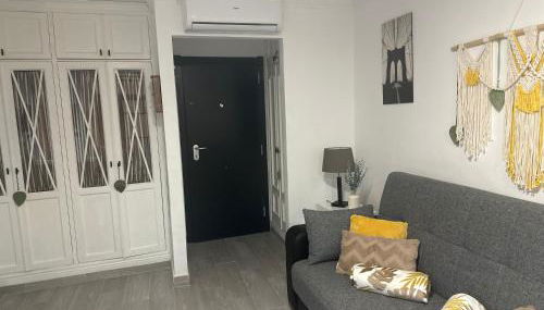 Espectacular Loft con piscina Comunitaria junto al mar Málaga - Photo 5