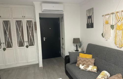 Espectacular Loft con piscina Comunitaria junto al mar Málaga - Photo 5