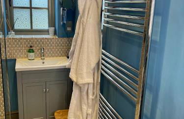 The BeeKeepers - Homely Luxurious Self Catering - Foto 22