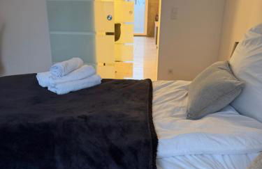 Auszeit am Heidter Berg City und Natur nah mit Stellplatz und Sauna - Foto 4