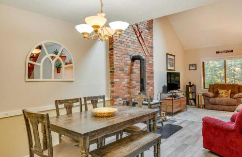 Spacious Bartlett Condo with Balconies and Pool! - Photo 6