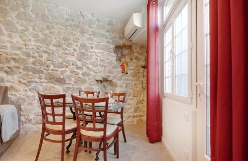 À 1km Plage du Midi et Palais des Festivals - Appartement Centre Cannes avec Cour Extérieur Privée - Photo 13