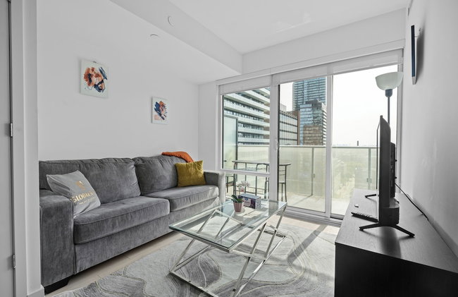 Teahouse Condos in Downtown Toronto - Foto 71