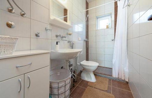 Beautiful Home In Muskovci With Wifi - Foto 43