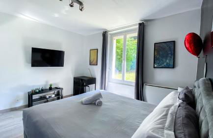 Joli studio avec jardin - Gare RER C -proche PARIS - Foto 6