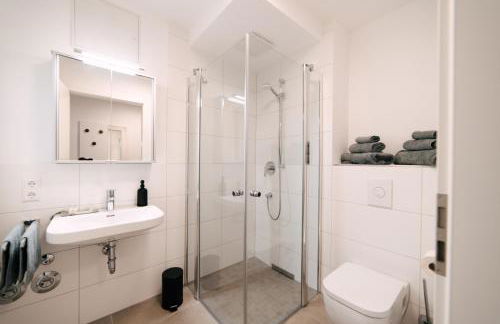 ZENtrahome - Balkon Outlet Zentral SmartTV Business - Foto 18